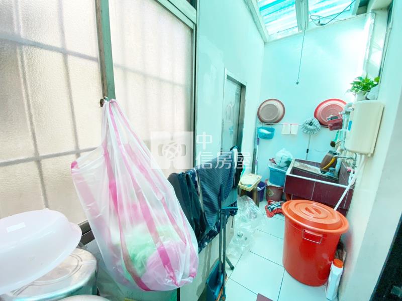 【新世紀】龍岡圓環大透天房屋室內格局與周邊環境