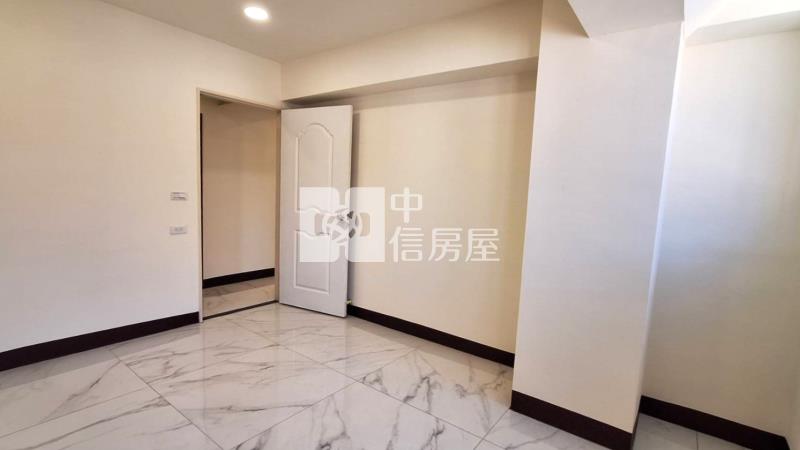 昌平商圈大空間精裝四房平車房屋室內格局與周邊環境