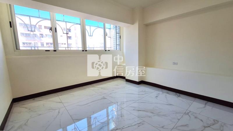 昌平商圈大空間精裝四房平車房屋室內格局與周邊環境