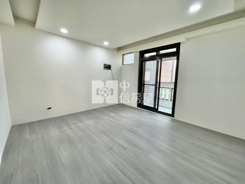 【新世紀】近龍潭市區5房+車庫停車房屋室內格局與周邊環境