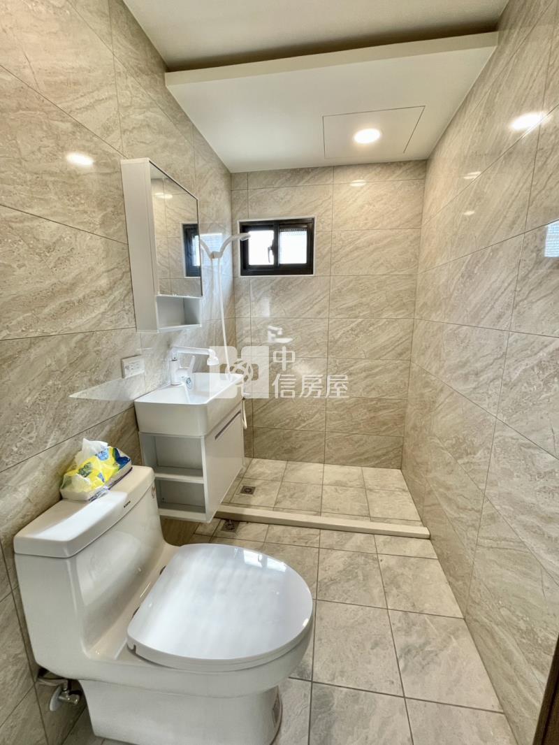 【新世紀】近龍潭市區5房+車庫停車房屋室內格局與周邊環境