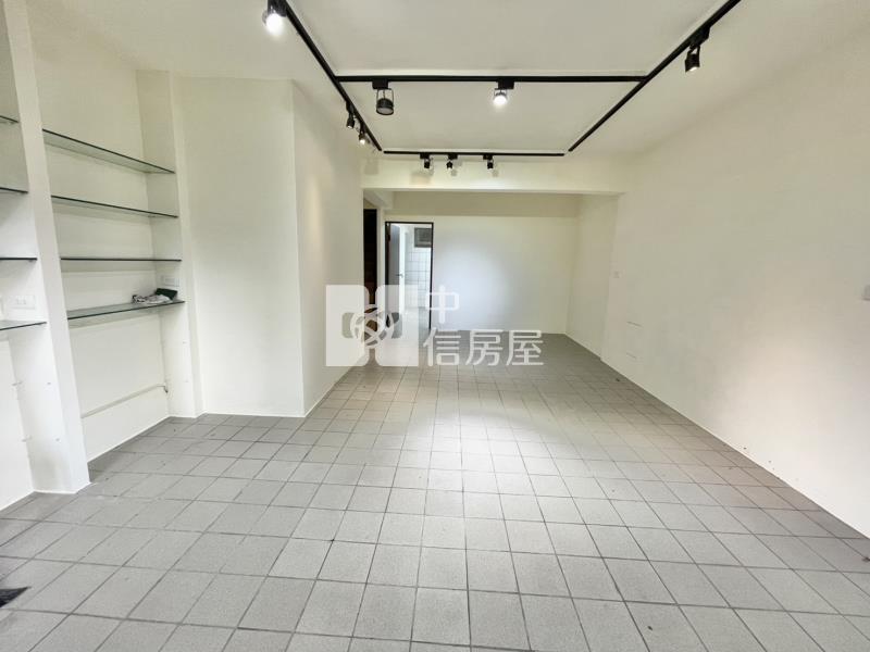 【新世紀】近龍潭市區5房+車庫停車房屋室內格局與周邊環境