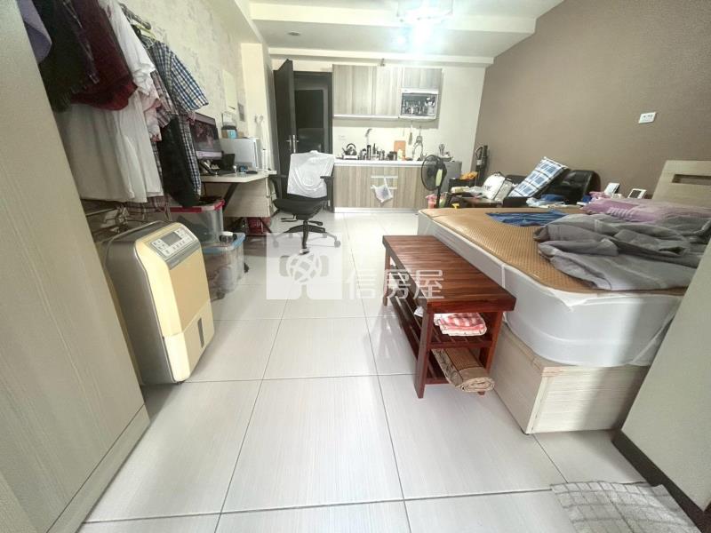 南勢寬敞收租雙套房+車位房屋室內格局與周邊環境