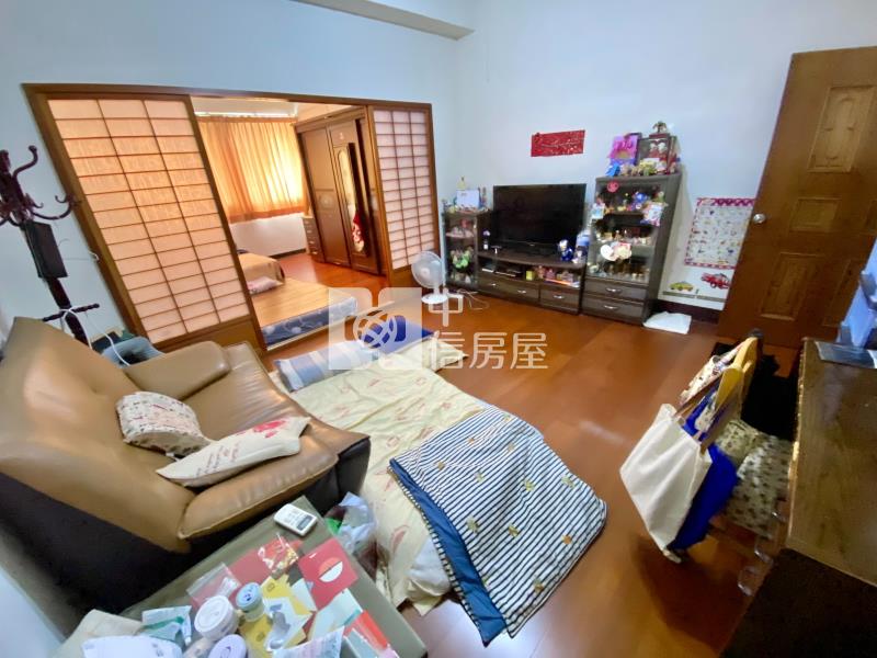 清水臨9米活路大空間低總價透天1房屋室內格局與周邊環境