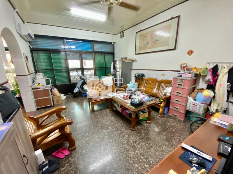 清水臨9米活路大空間低總價透天1房屋室內格局與周邊環境