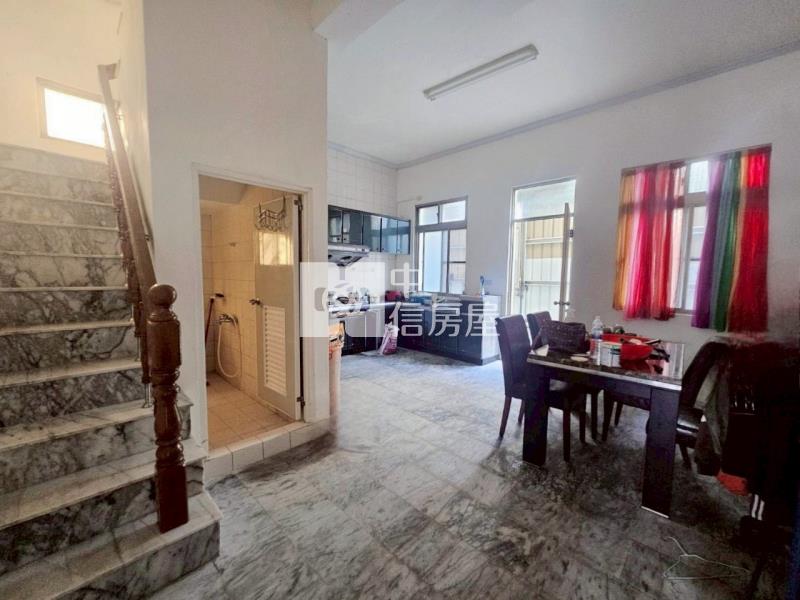 楠西低總價大面寬美車墅房屋室內格局與周邊環境