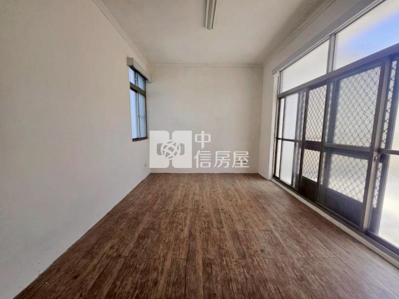 楠西低總價大面寬美車墅房屋室內格局與周邊環境