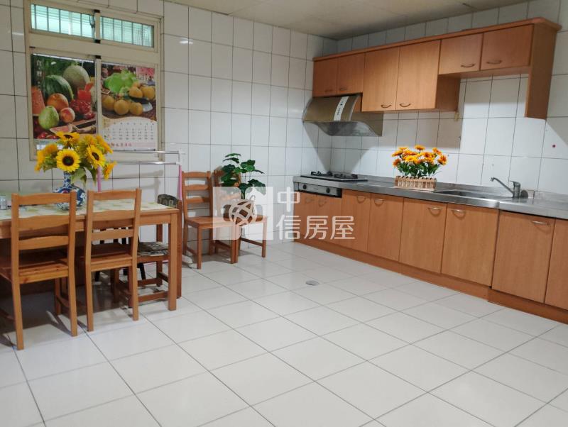 新明國中旁美透天房屋室內格局與周邊環境