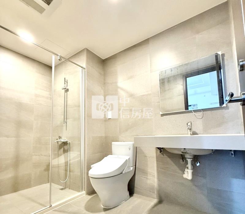 登陽春賞二房平車視野戶房屋室內格局與周邊環境