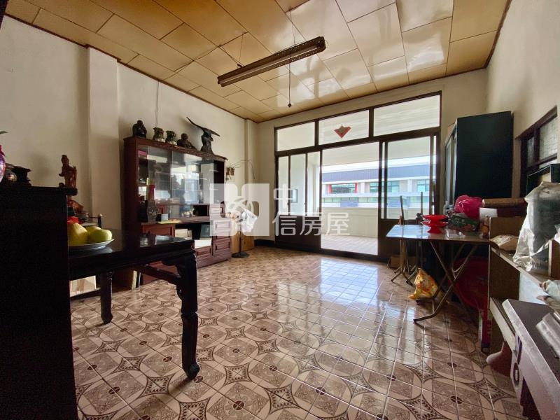 清水臨9米活路大空間低總價透天2房屋室內格局與周邊環境