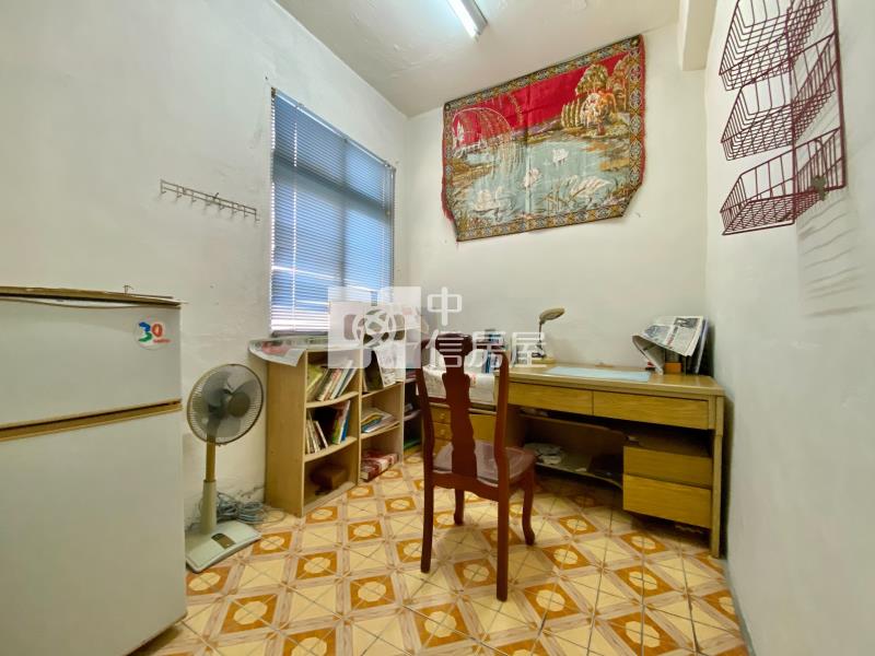 清水臨9米活路大空間低總價透天2房屋室內格局與周邊環境