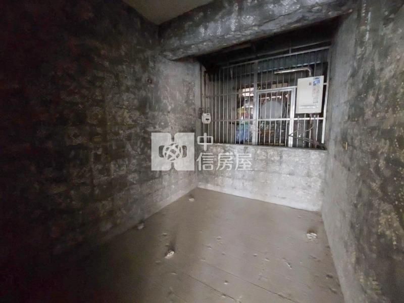 【冠軍】東光路正路旁2樓房屋室內格局與周邊環境