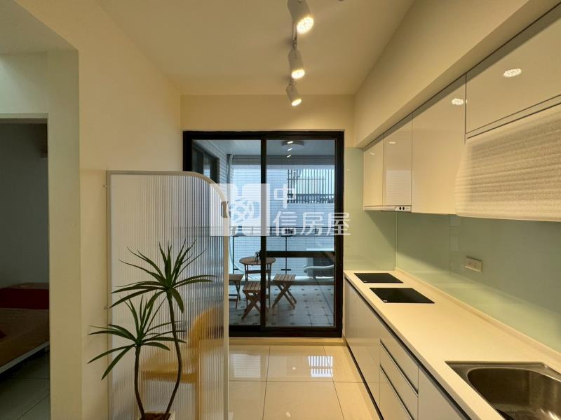 虎尾市區全新兩房平車精裝電梯華廈房屋室內格局與周邊環境