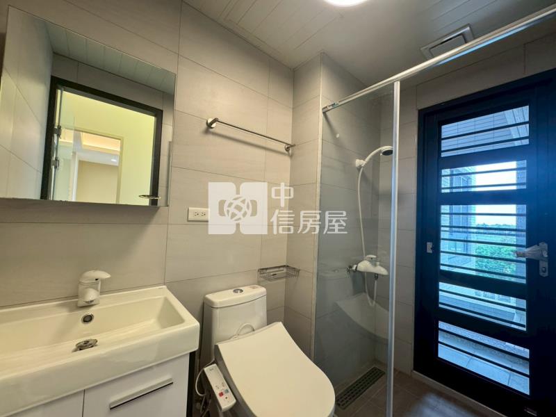 虎尾市區全新兩房平車精裝電梯華廈房屋室內格局與周邊環境