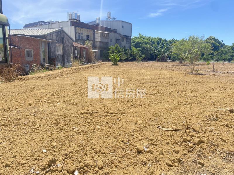 66快速道路旁一般農房屋室內格局與周邊環境