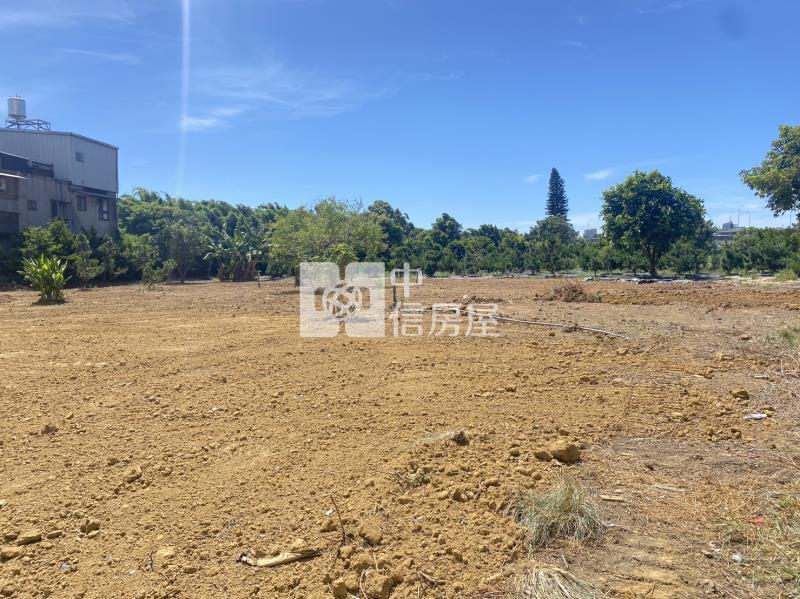 66快速道路旁一般農房屋室內格局與周邊環境