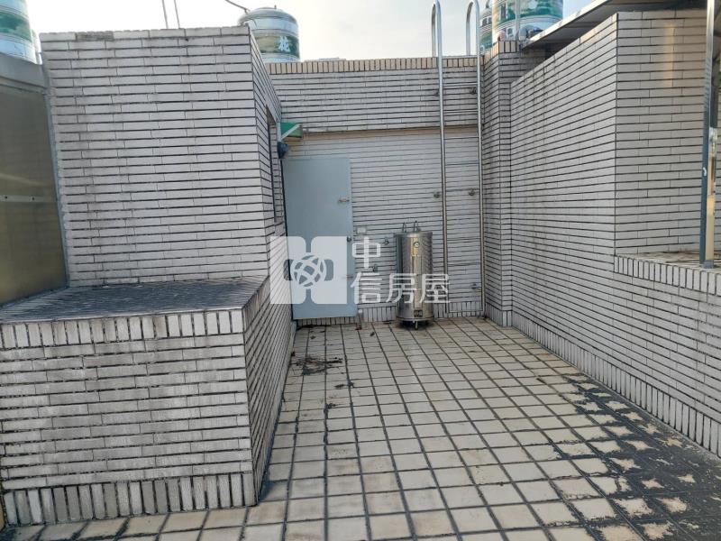 屏東市榮總店面房屋室內格局與周邊環境