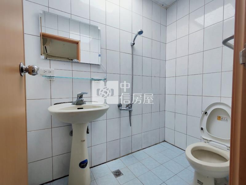 東安國小大面寬透天房屋室內格局與周邊環境