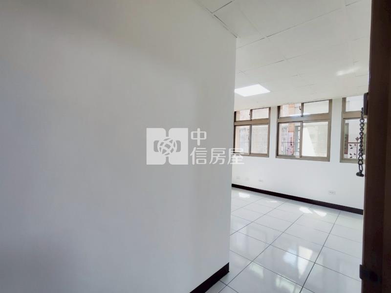 東安國小大面寬透天房屋室內格局與周邊環境