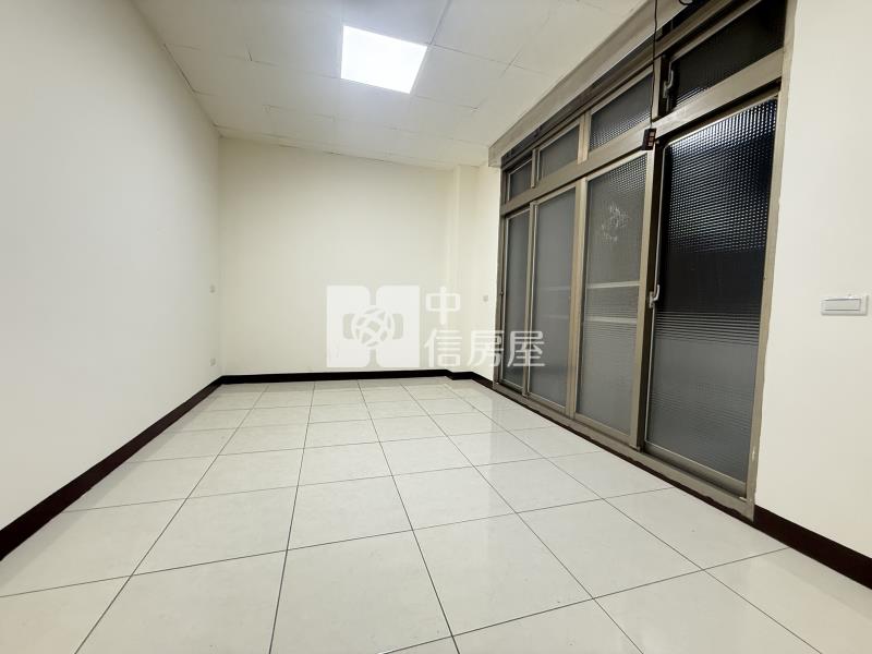 東安國小大面寬透天房屋室內格局與周邊環境