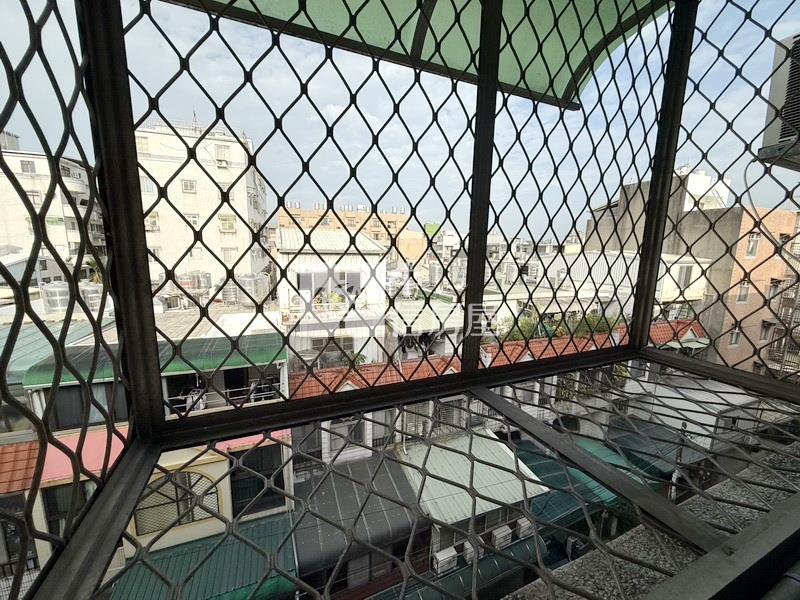 小富翁溫馨套房房屋室內格局與周邊環境