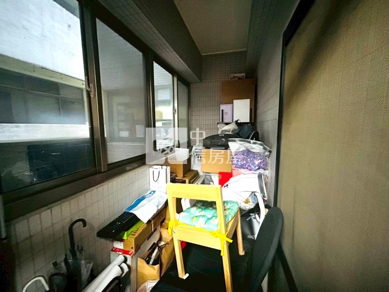 低總價收租置產工作室附車位房屋室內格局與周邊環境