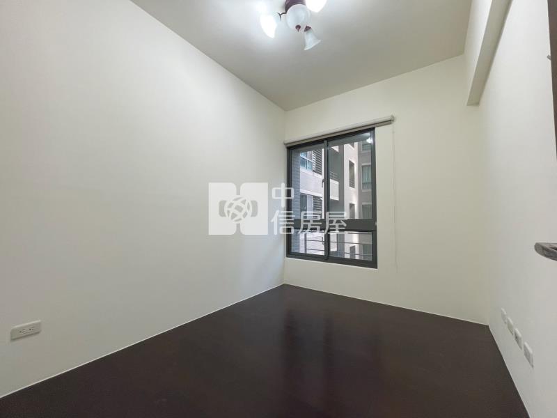 (鉅虹創造之旅)大墩明星學區四房車位房屋室內格局與周邊環境