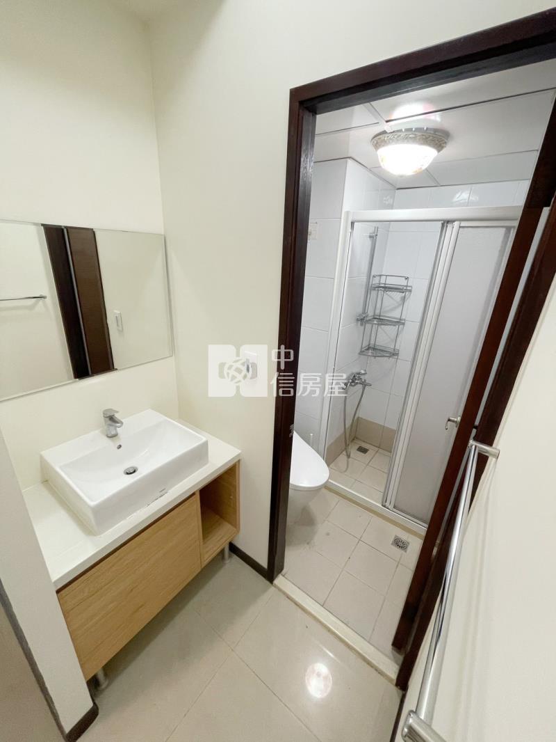 (鉅虹創造之旅)大墩明星學區四房車位房屋室內格局與周邊環境