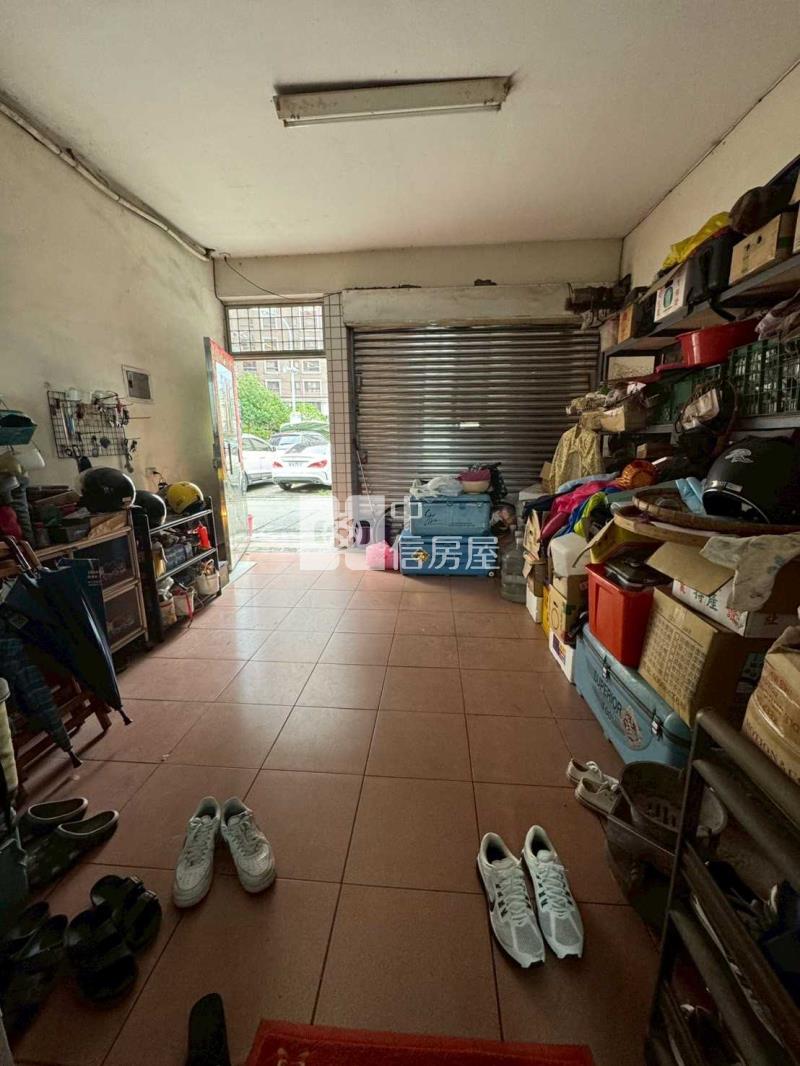 體育園區透天房屋室內格局與周邊環境