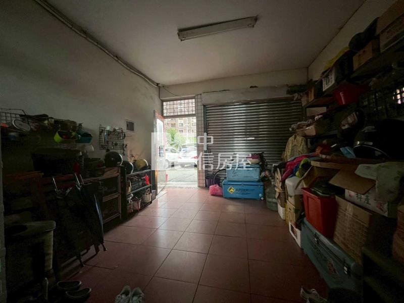 體育園區透天房屋室內格局與周邊環境