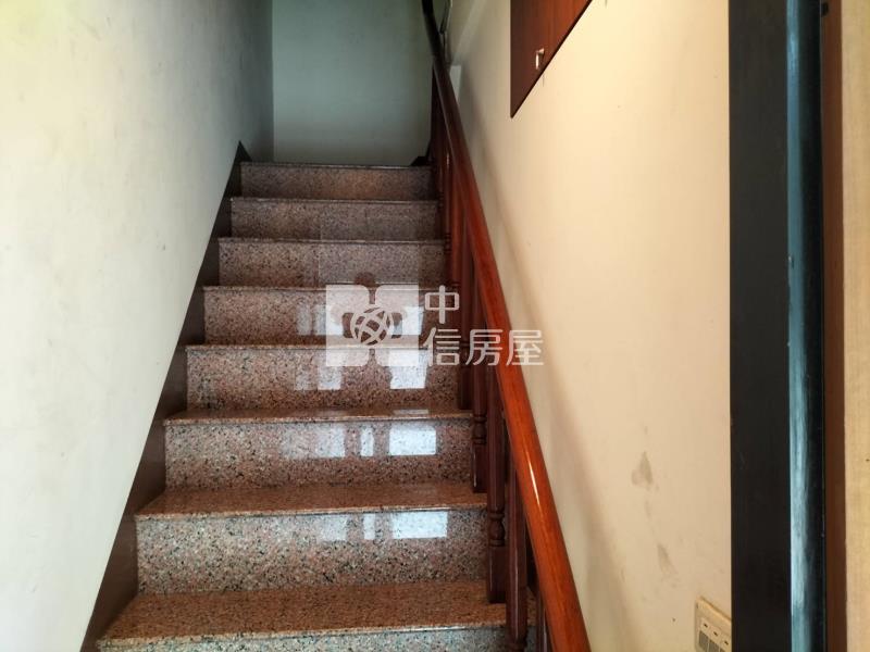 瑞豐國中9米大面寬1+夾+2樓大店面房屋室內格局與周邊環境