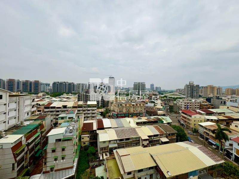 昂峰詠青|無限視野精裝大兩房附平車房屋室內格局與周邊環境