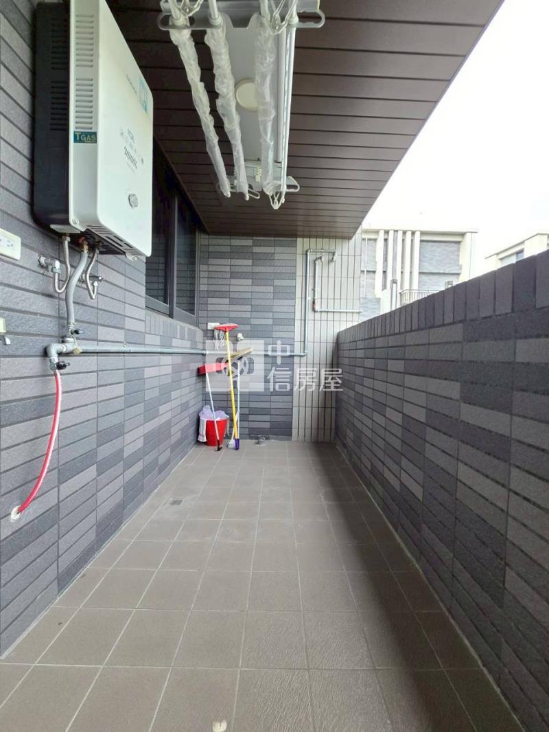 湖子內景觀平車3+1房房屋室內格局與周邊環境