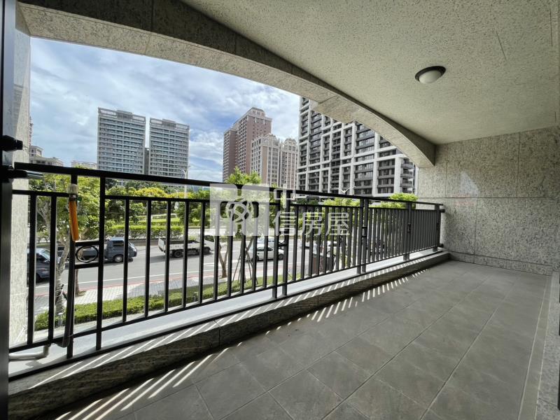 【安家】中路-京懋一號大面寬金店面房屋室內格局與周邊環境