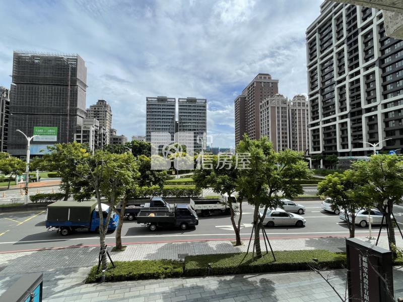 【安家】中路-京懋一號大面寬金店面房屋室內格局與周邊環境