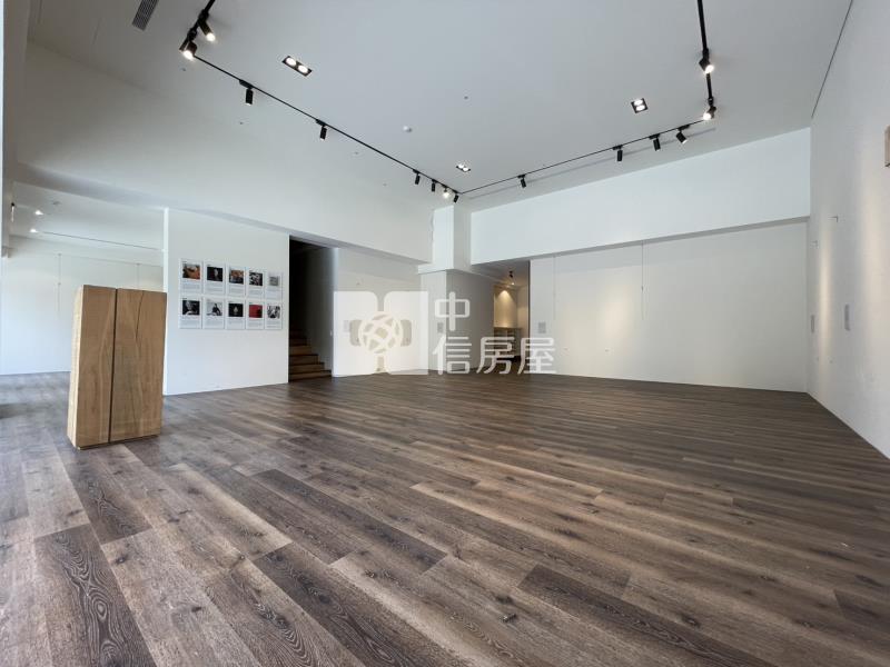 【安家】中路-京懋一號大面寬金店面房屋室內格局與周邊環境