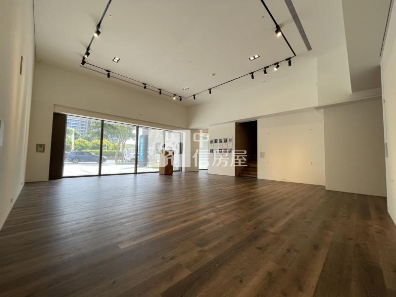 【安家】中路-京懋一號大面寬金店面房屋室內格局與周邊環境