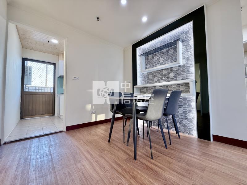 十期無限視野三面採光室內27坪大三房獨立平車房屋室內格局與周邊環境