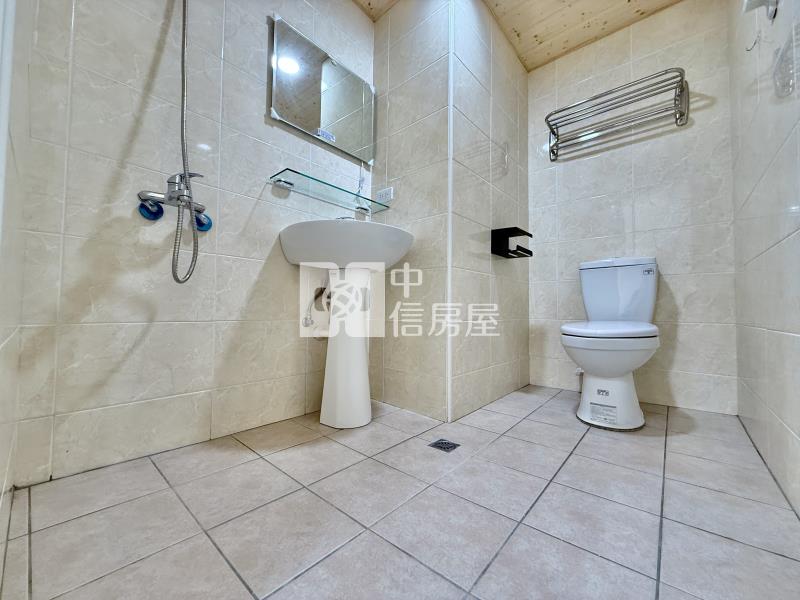 十期無限視野三面採光室內27坪大三房獨立平車房屋室內格局與周邊環境