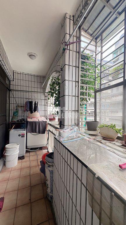 中原商圈前院停車方正大透天(中信卓越團隊)房屋室內格局與周邊環境