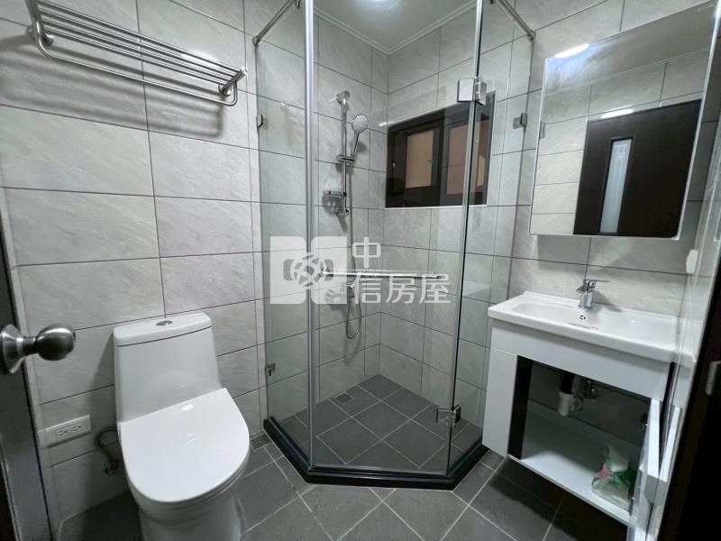 大里好來五街全新整理3房大地坪透天房屋室內格局與周邊環境