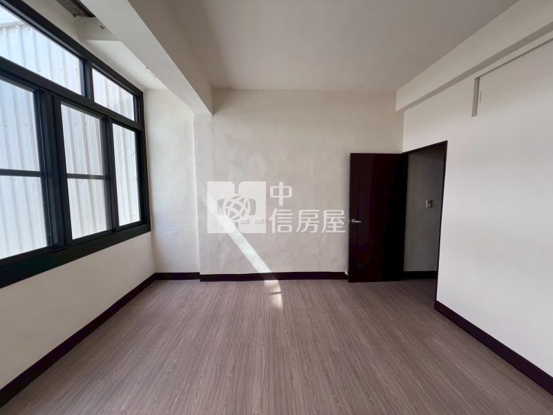 大里好來五街全新整理3房大地坪透天房屋室內格局與周邊環境