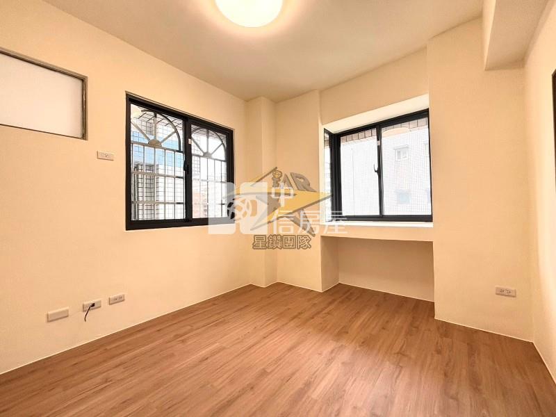 【星鑽】(專委)內壢後站環中商圈全新3+1房車房屋室內格局與周邊環境