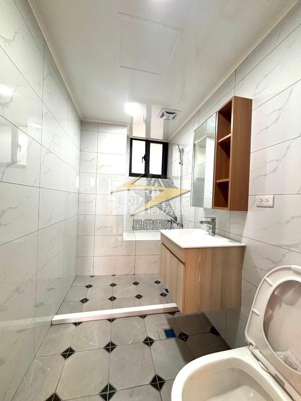 【星鑽】(專委)內壢後站環中商圈全新3+1房車房屋室內格局與周邊環境