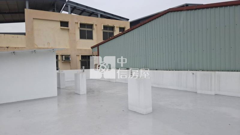 南投市中興國中大面寬庭院平房房屋室內格局與周邊環境