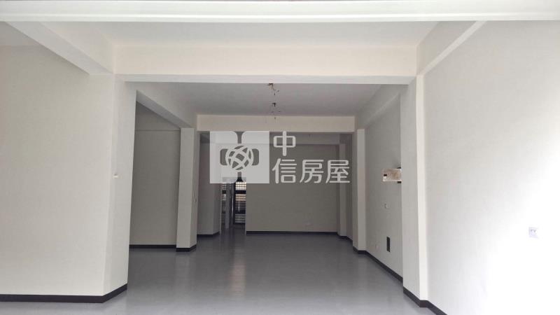 南投市中興國中大面寬庭院平房房屋室內格局與周邊環境