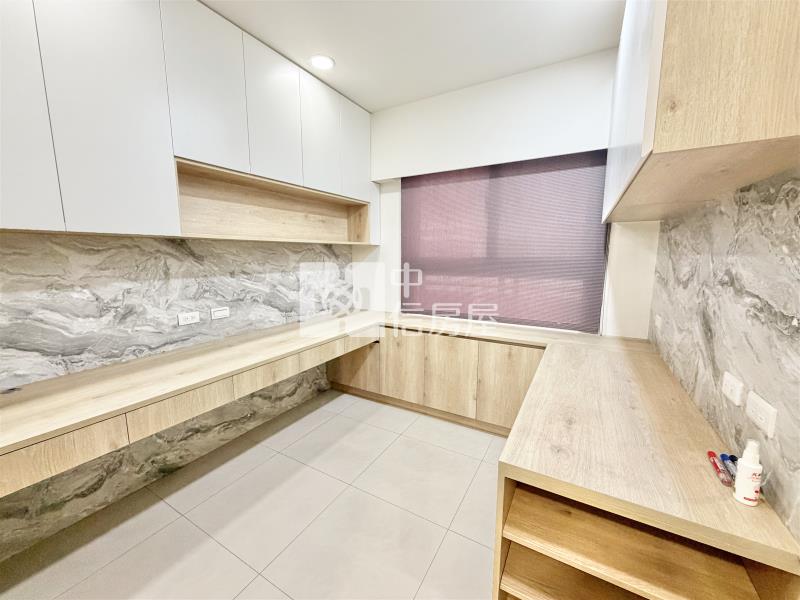 佳泰捷郡精裝三房平車視野戶房屋室內格局與周邊環境