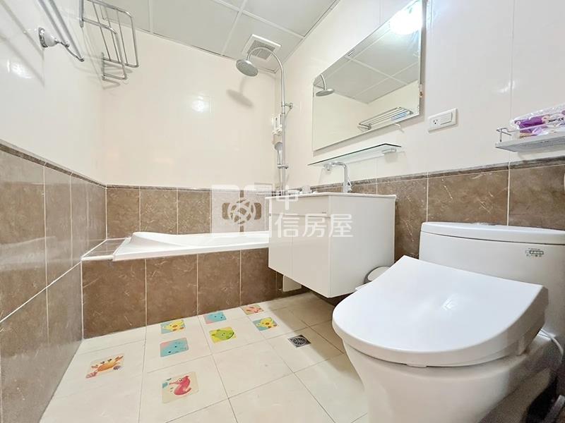 新竹市政府三房+車位房屋室內格局與周邊環境