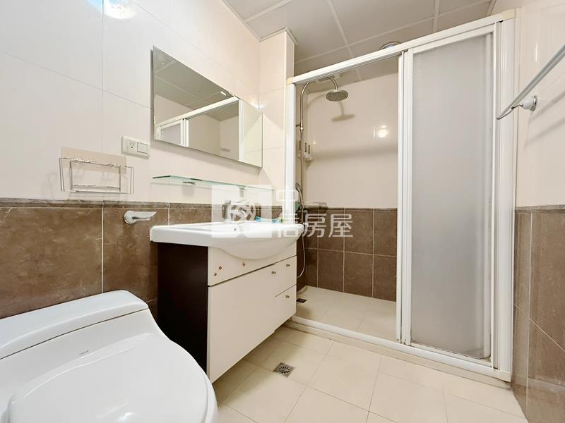 新竹市政府三房+車位房屋室內格局與周邊環境