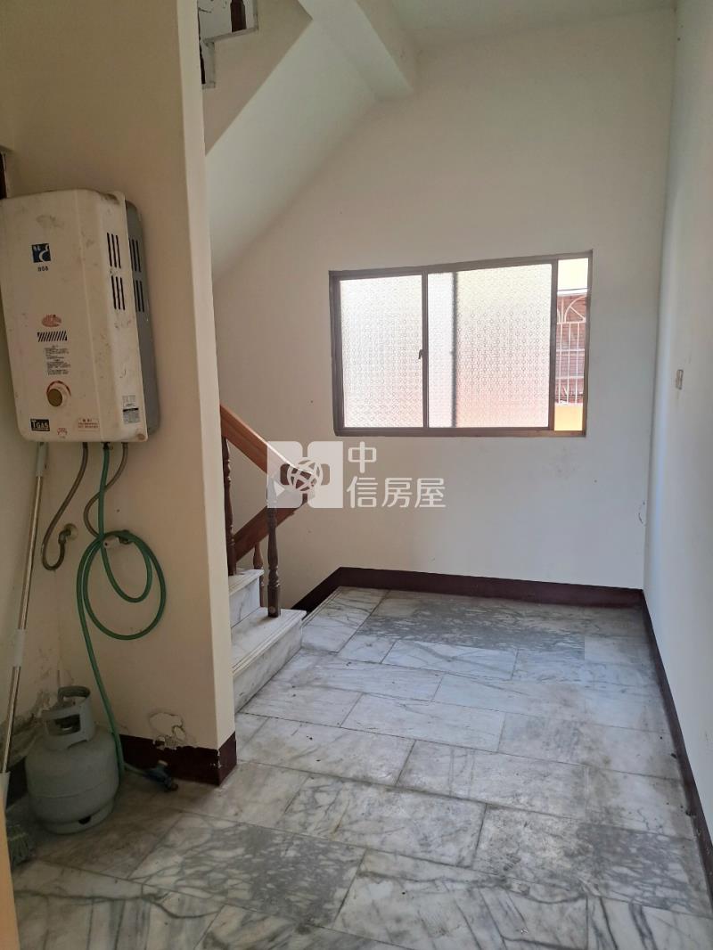 古坑市區透天房屋室內格局與周邊環境